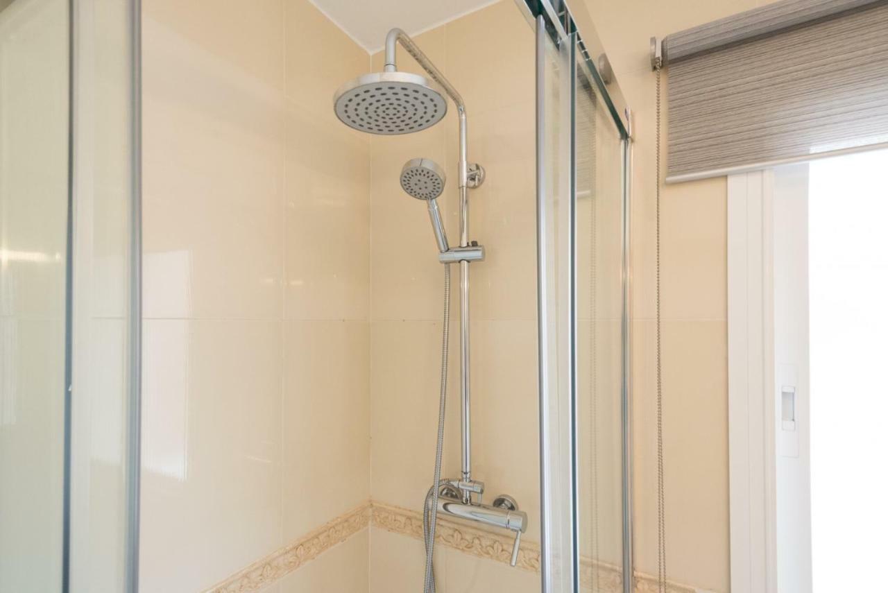 Appartement Malagueta-Muelle 1 Puerto 2 à Málaga Extérieur photo